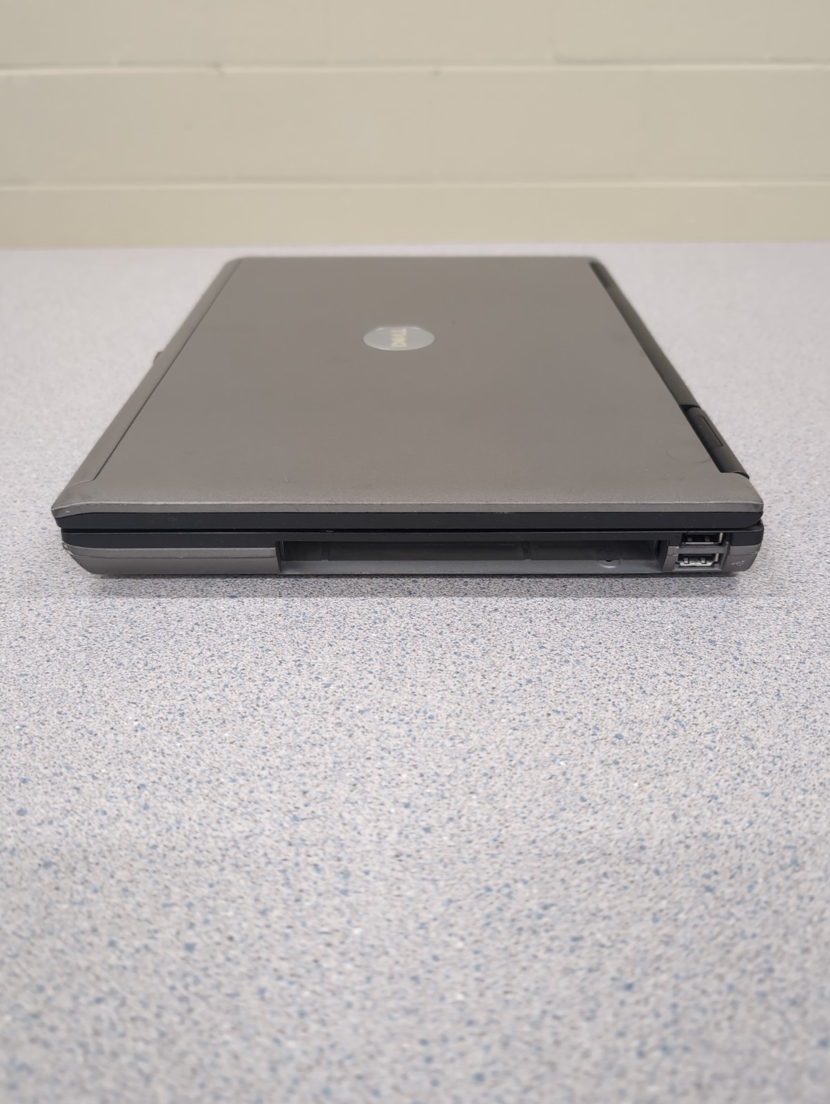 Lot of Dell Latitude Laptops D600 D610 D620 D630C
