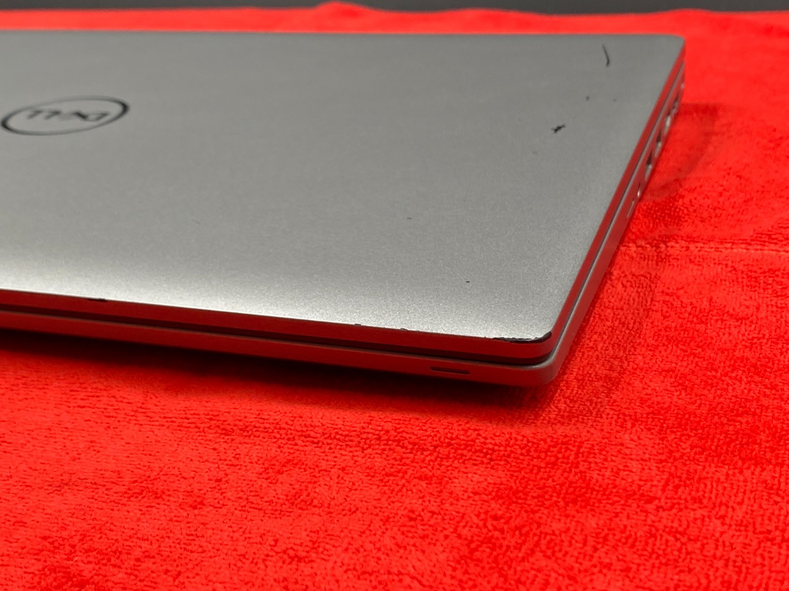 DELL PRECISION 3570 15.6′ i7-1255U 16GB DDR5 RAM 256GB NVMe NVIDIA T550+CHARGER