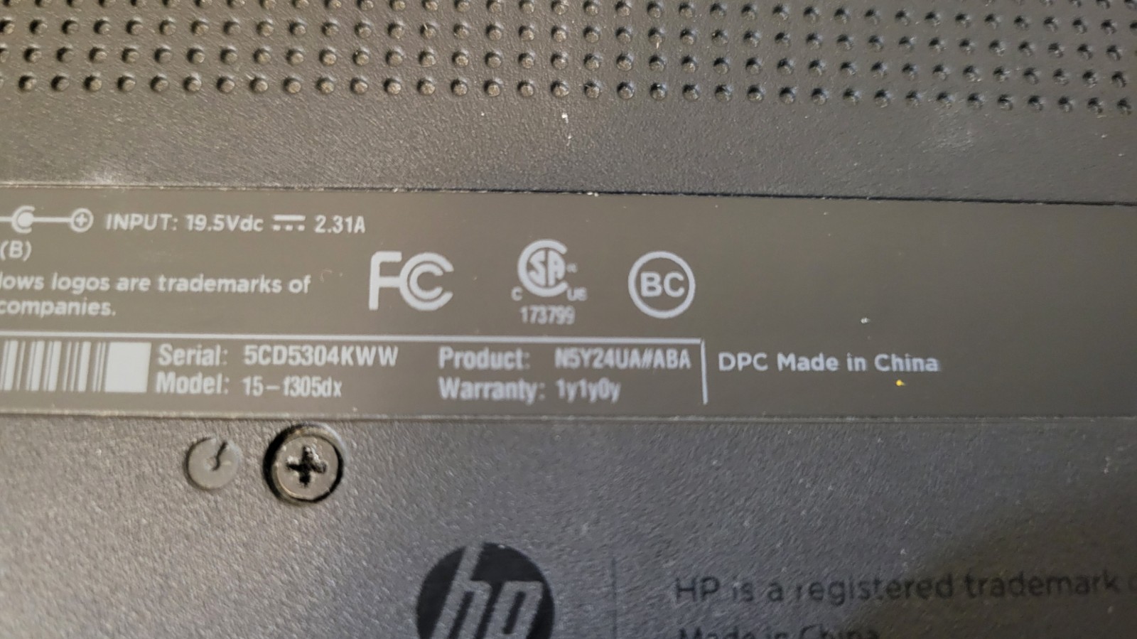 HP 15-F305DX AMD A6-5200 2000MHz 4 GB NO HDD / Charger –For Repair–