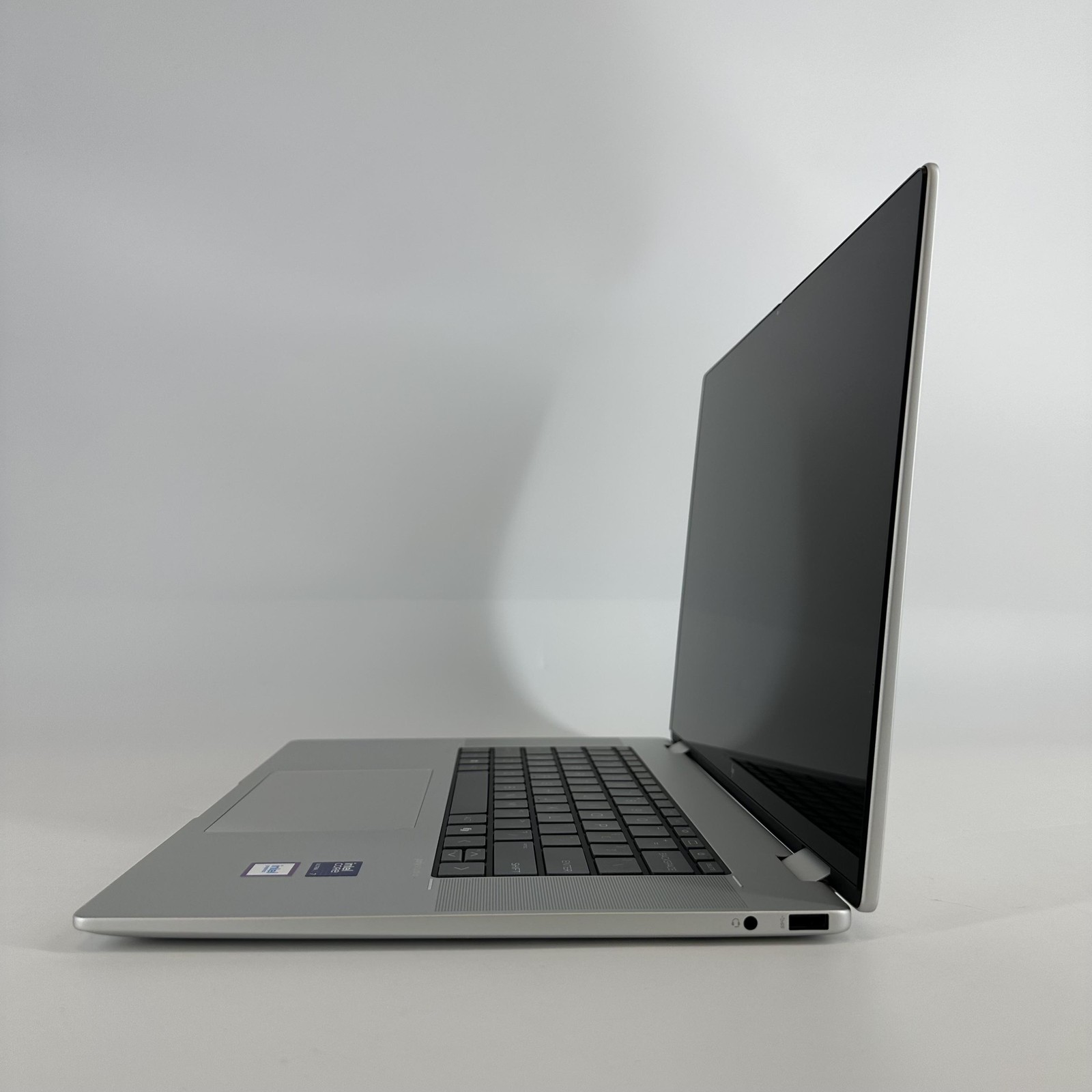 HP Envy x360 16 Silver FHD+ TOUCH 1.7 GHz Ultra 7 155U 16GB 1TB SSD Excellent