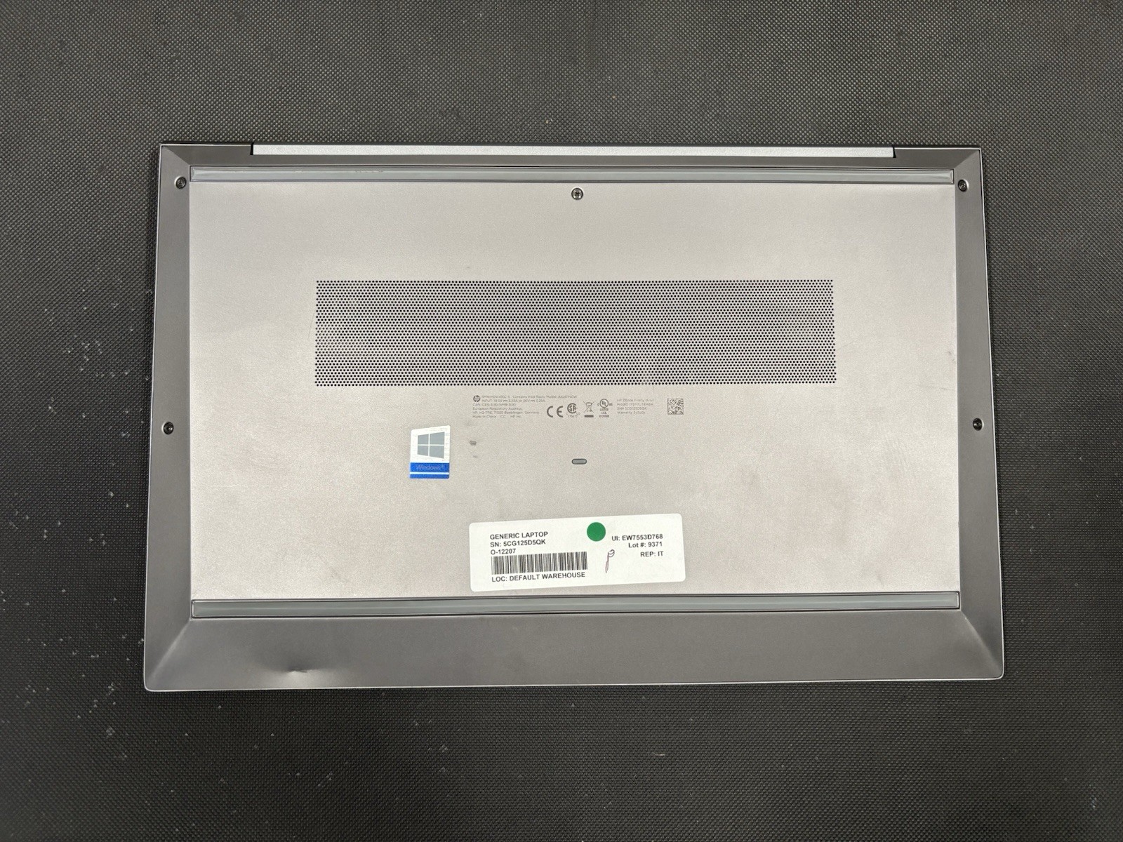 HP ZBook Firefly 15 G7 TOUCH i7-10510u 16GB 256GB NVMe Quadro P520 W11P J12207