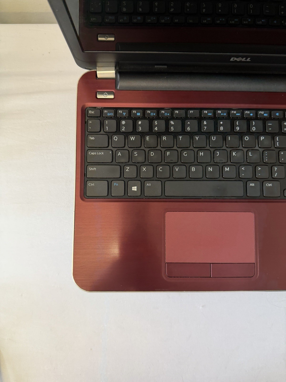 Dell Inspiron 5535 Laptop – Good Screen – AMD A8-5545M – Read Des