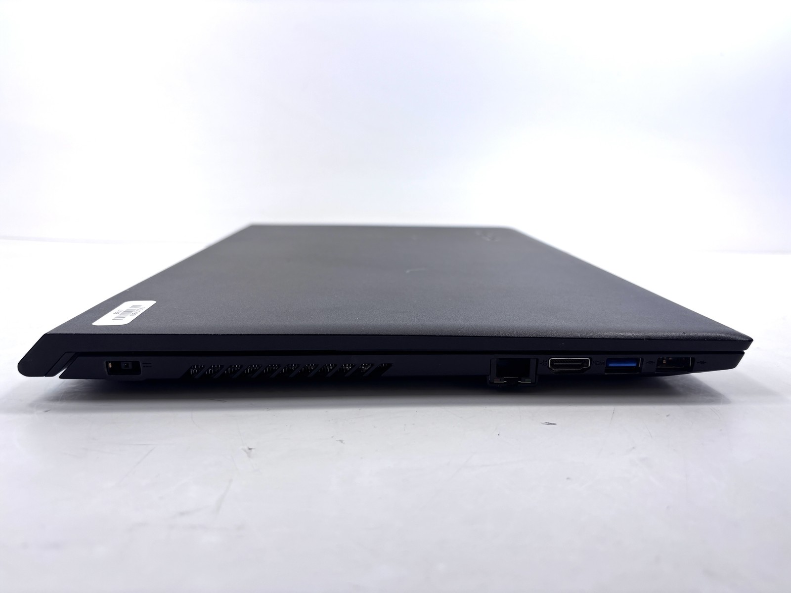 Lenovo V110-15ISK – 15.6″ HD, 2.3GHz i3, 4GB RAM, 250GB SSD, Windows 11