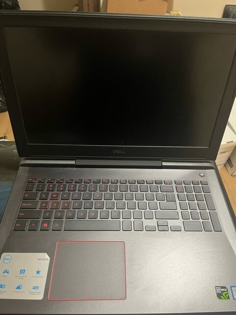 Gaming Laptop Dell G5 Model: 5587, Black, Red accent/backlit.