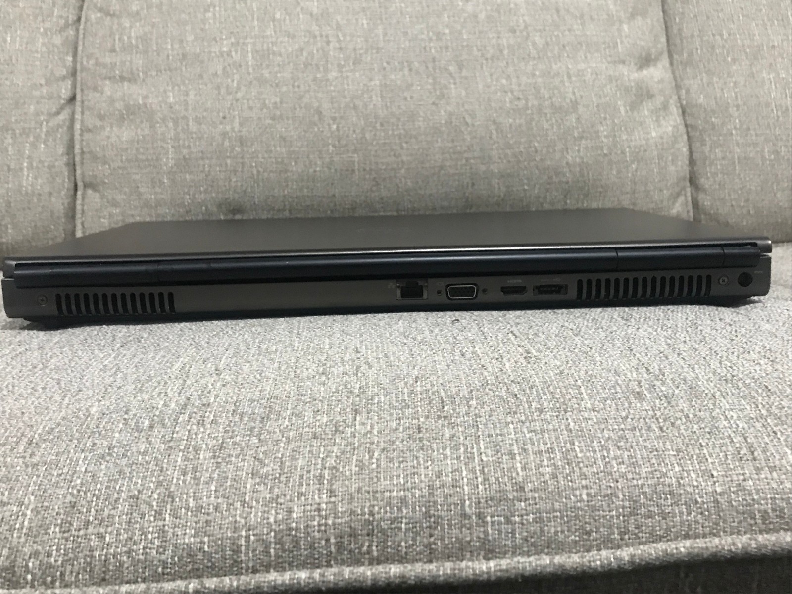 Dell Precision M6600 17″ i7-2720QM CPU @2.2GHz RAM 12GB