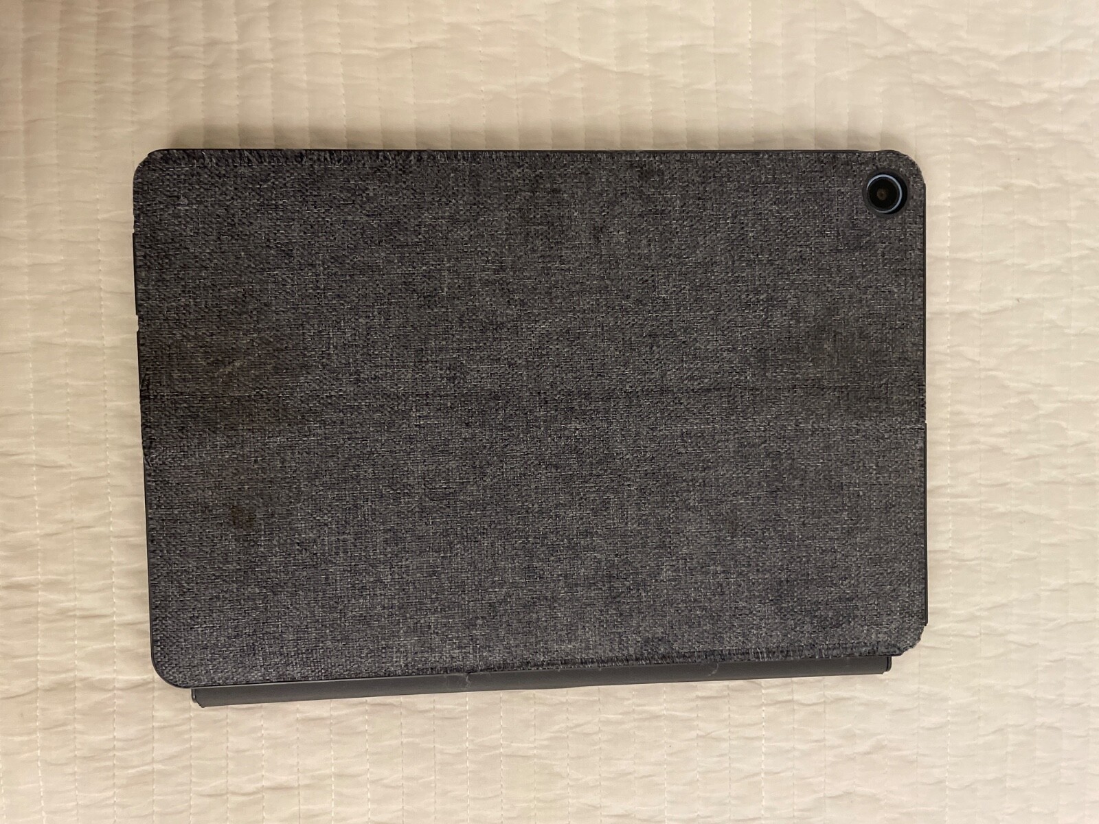 Lenovo IdeaPad Duet Chromebook 10.1″ Tablet – COMES WITH A FREE GIFT 🎁 💻