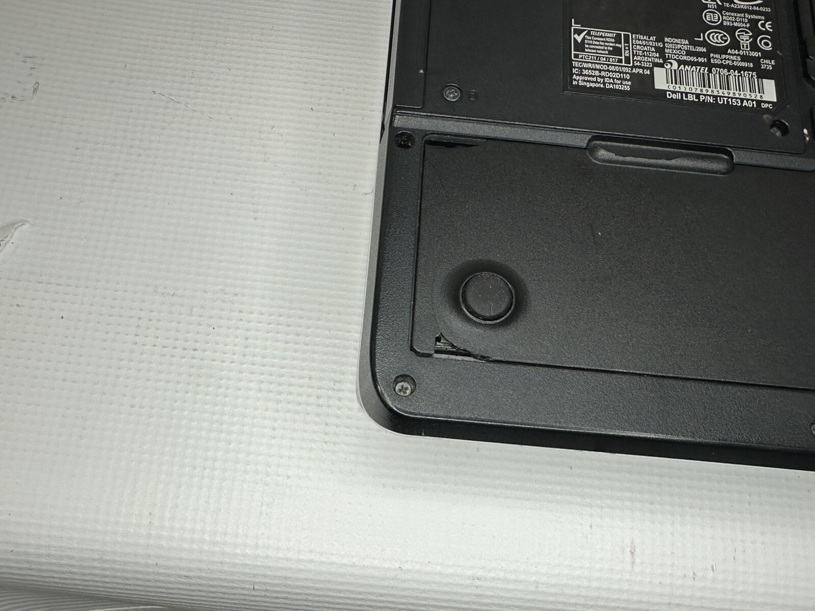 Dell Inspiron Laptop 1501 AMD ATHLON 64×2 2GB RAM 120GB HDD For Parts Repair