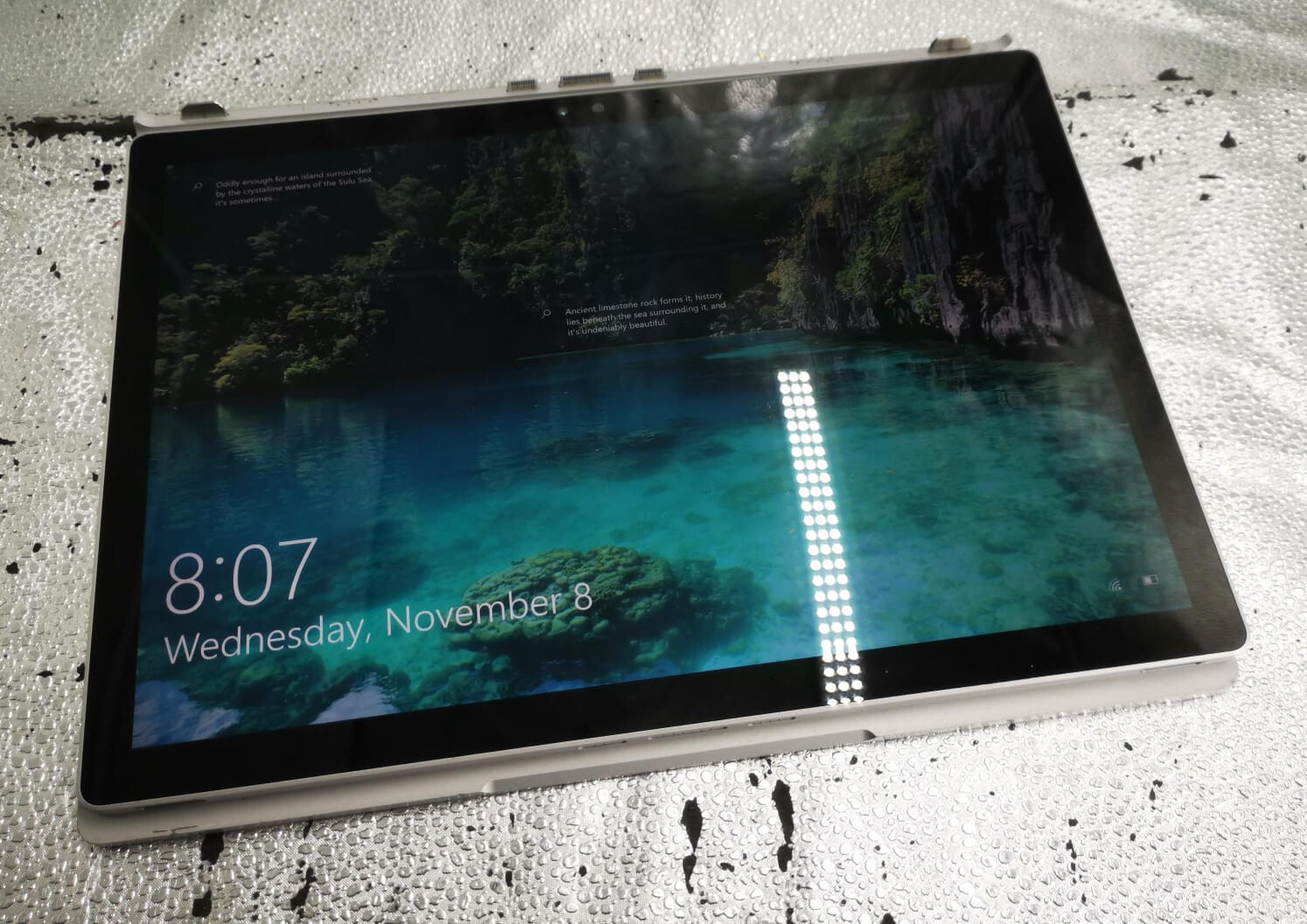 Microsoft Surface Book 13.5″ Intel Core i5-6300U 8GB RAM 256GB