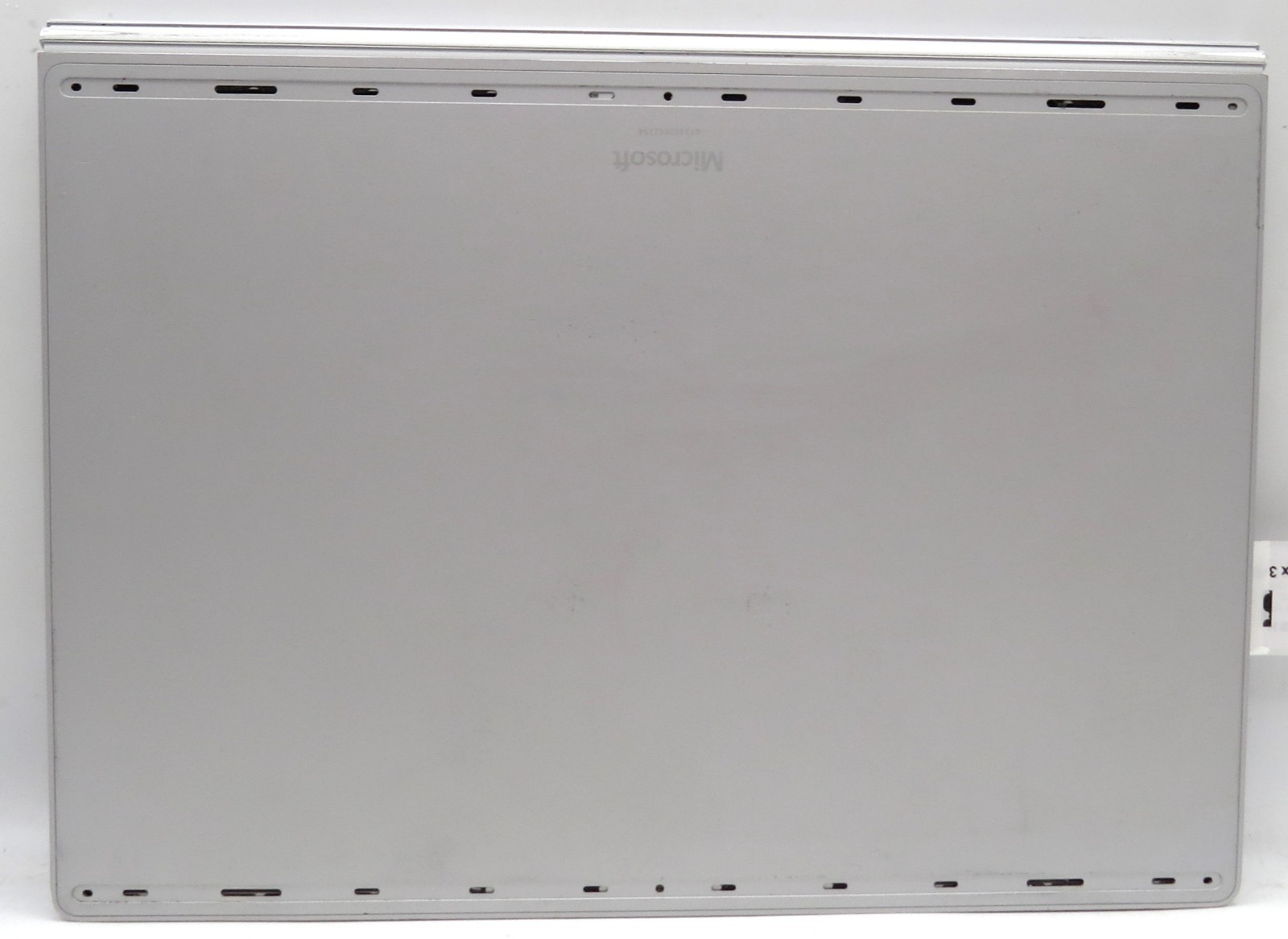 Microsoft Surface Book 13″ i5-6300U @ 2.4 GHz 8GB RAM 256GB Internal No OS
