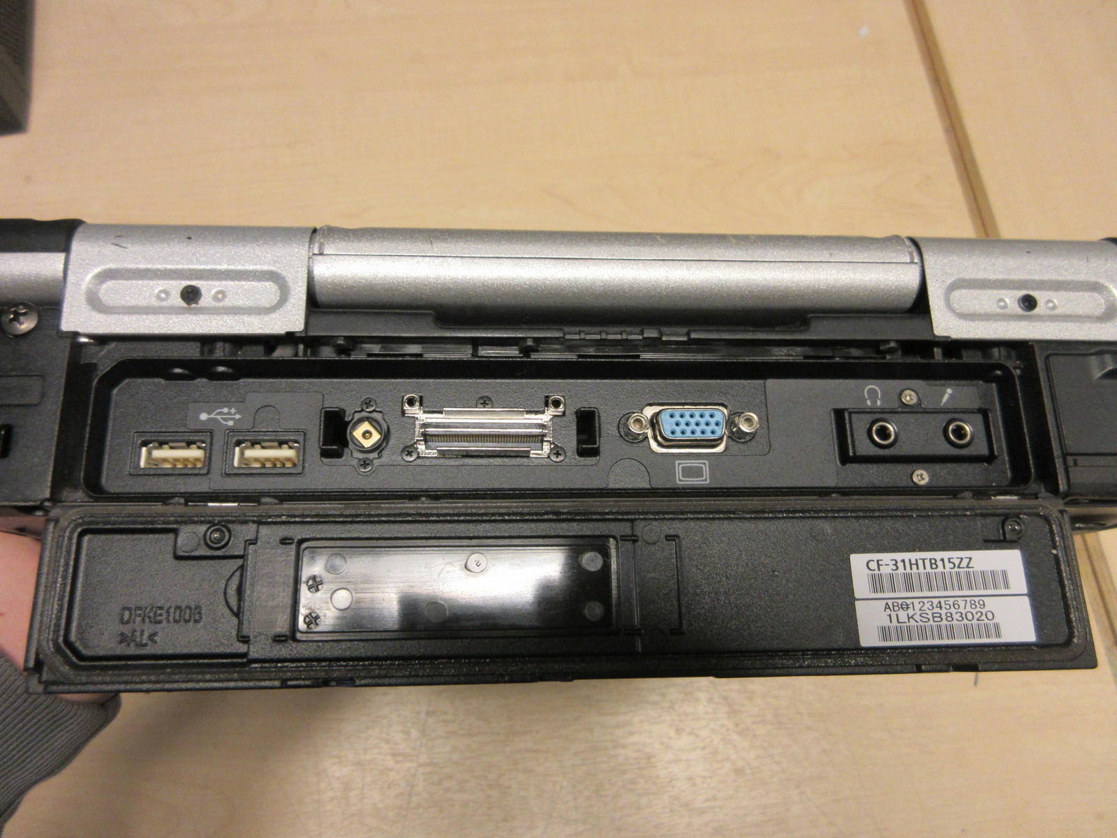 PANASONIC CF-31 CF-31HTB15FF MK1 Rugged Toughbook I5 2.4 4GB DDR3 TOUCHSCREEN W7