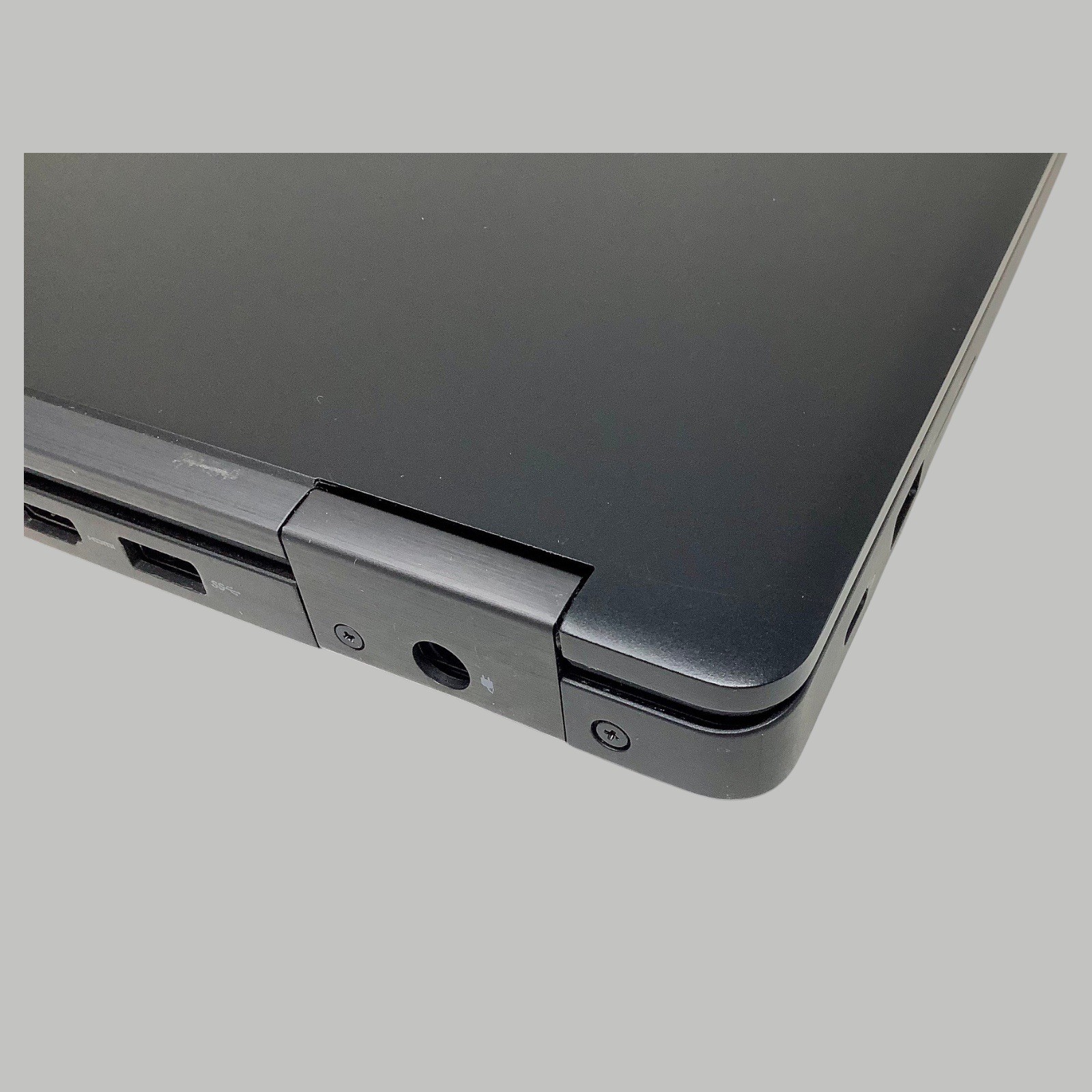 Dell Latitude 5590 i5-83500 1.90GHz 256GB SSD 16GB RAM W11P 15″