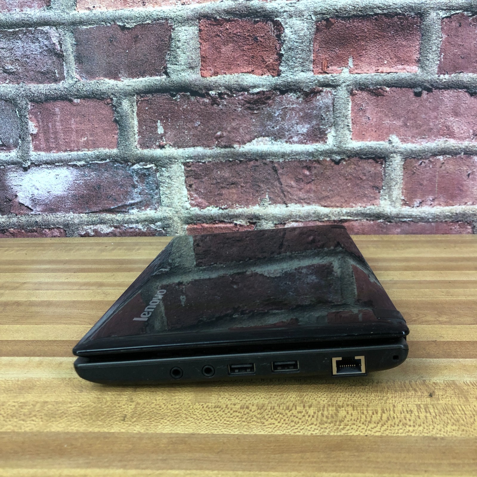 Lenovo IdeaPad S10-3 Retro Gaming Laptop Atom 1.66GHz 2GB RAM (Windows 7 Pro)