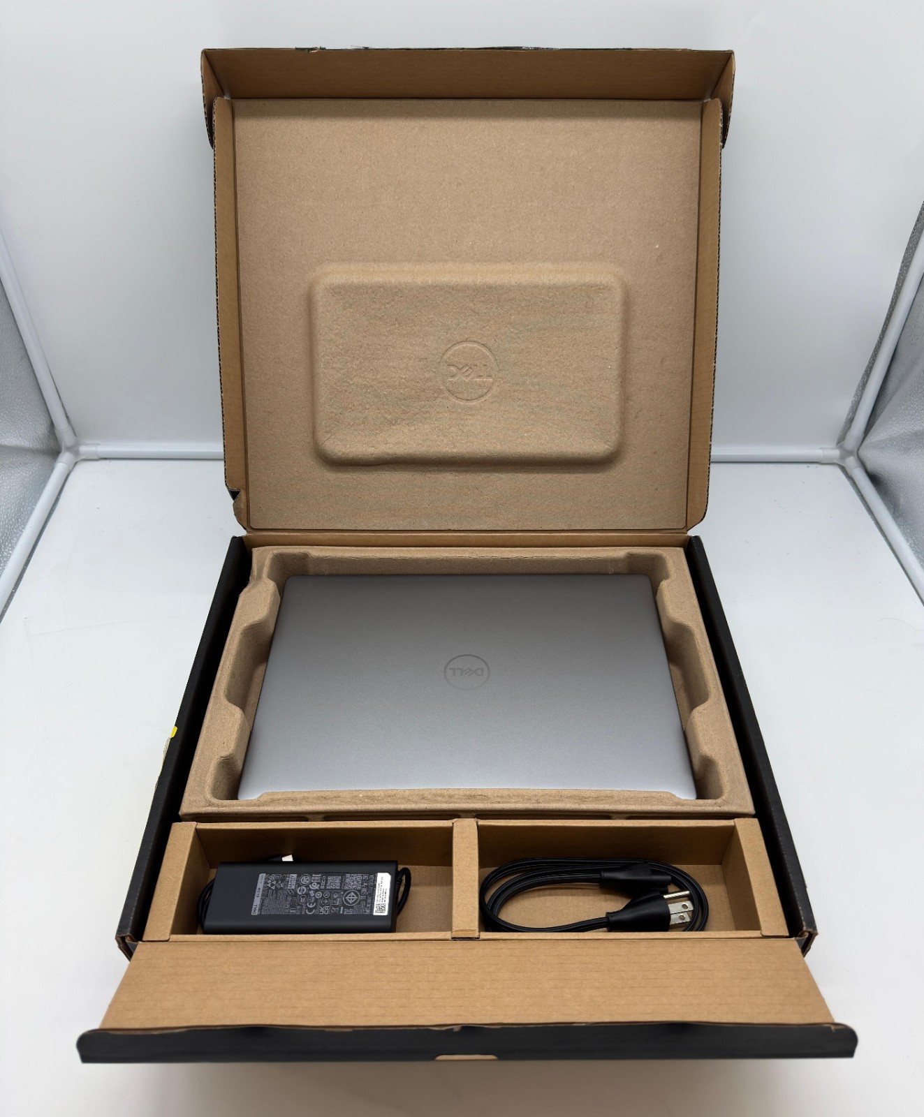 Dell Latitude 7455 14″ Touch Snapdragon X Plus 16GB 512GB SSD WiFi 7 – DV9KG