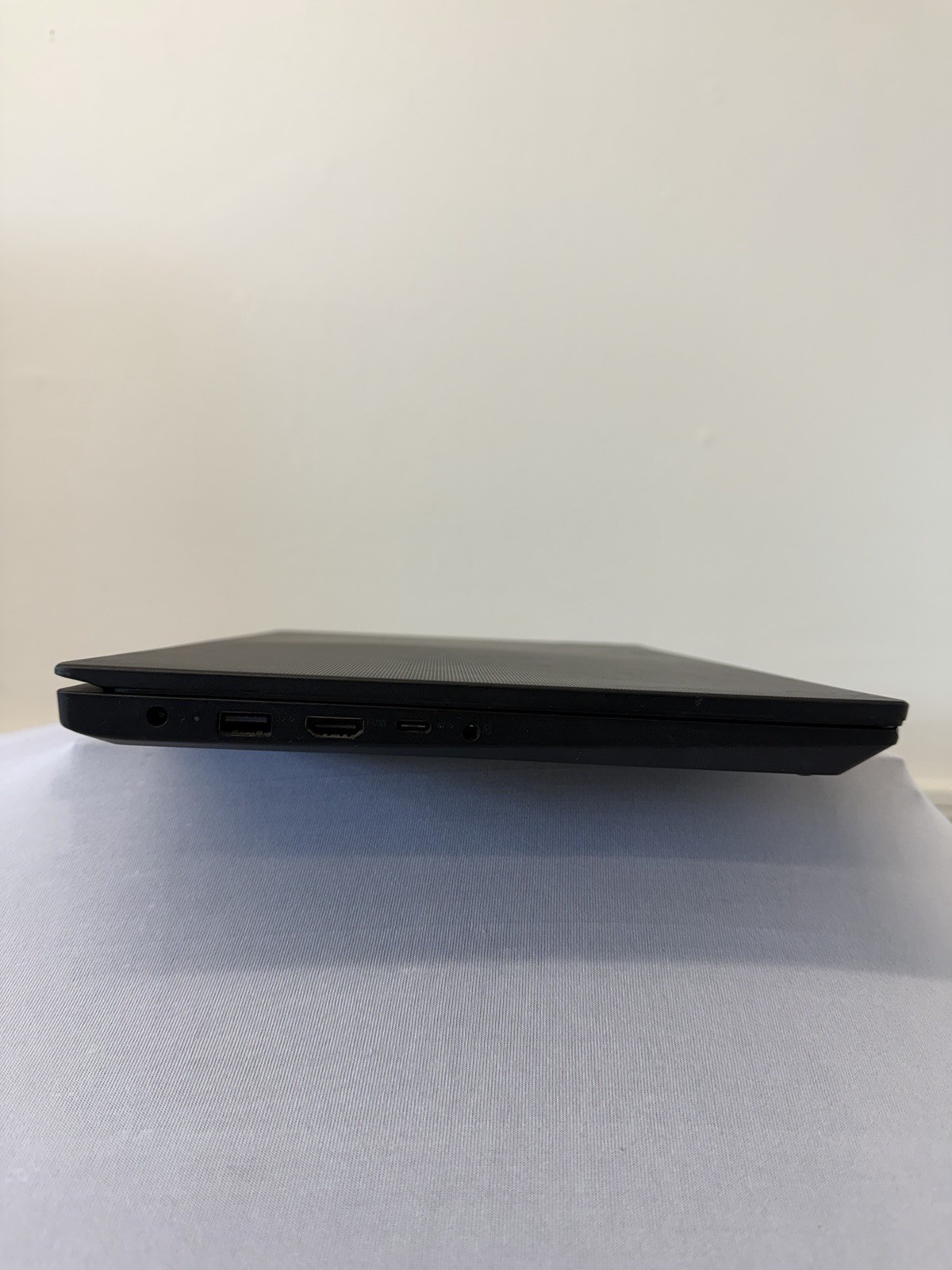 Lenovo V14-G2IL Laptop – Good Screen – Intel i5 Gen 11 – RAM 8 GB – Read Des