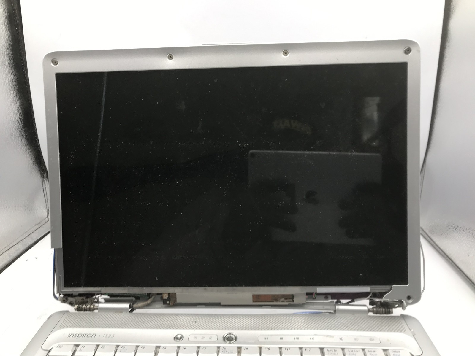 DELL INSPIRON 1525 – FOR PARTS/REPAIR – INTEL CELERON – NO RAM – READ DESC – BB!