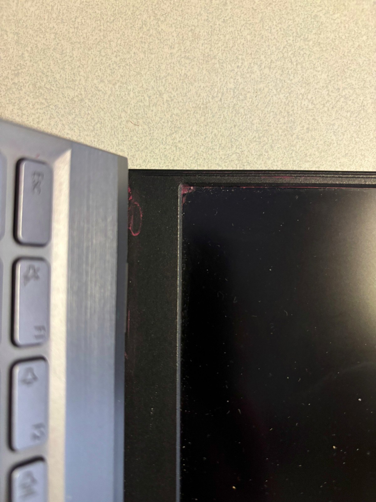 ASUS Zenbook 14″ (256GB SSD, Ryzen 5 5500U, 8GB RAM, NVIDIA GeForce MX450) READ