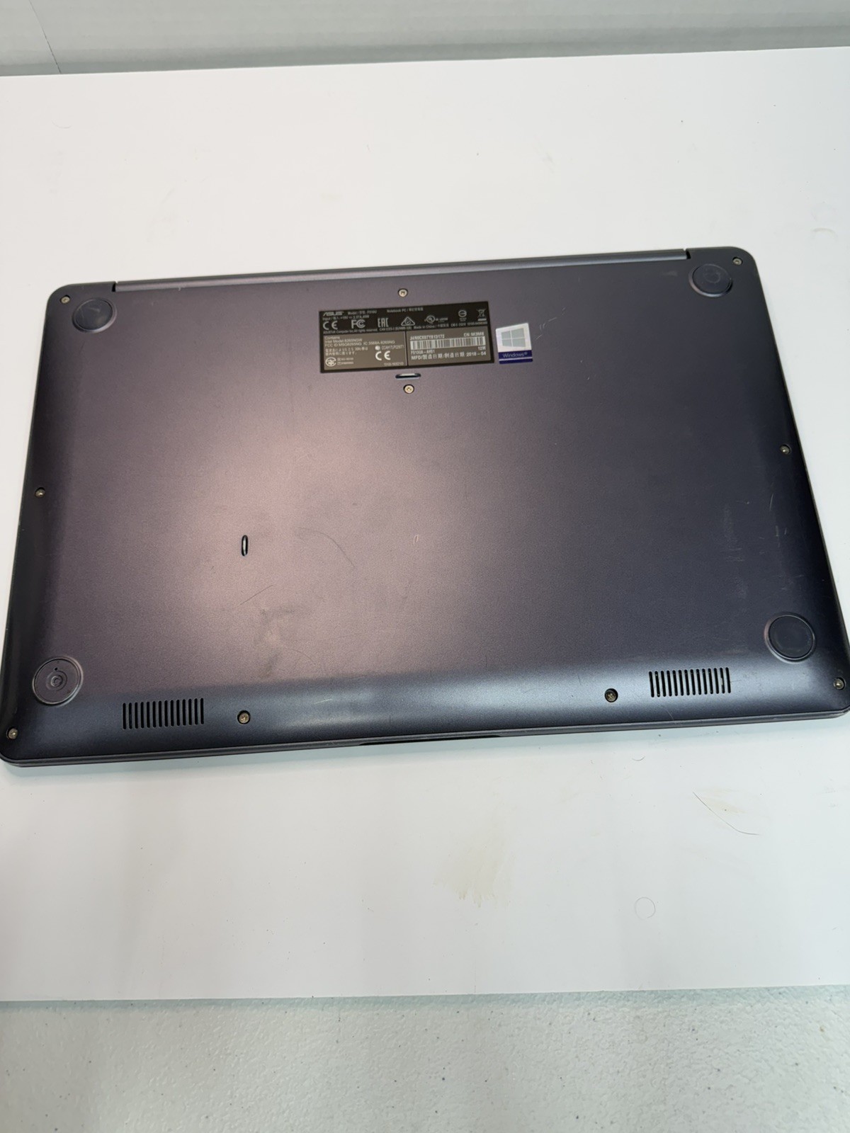 ASUS Laptop X510UAR 15″ Core i5-8250U 1.6GHz 8GB RAM With Charger