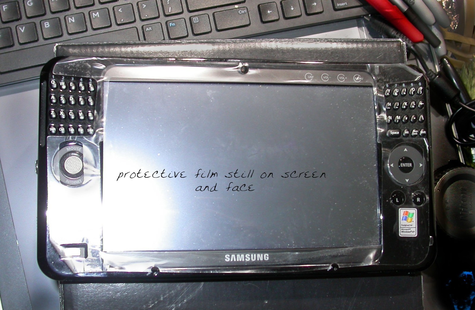 Samsung Q1 ULTRA Handheld PC Pentium M 1GB RAM 60GB HDD Retro RARE WinXP 4BOOTS