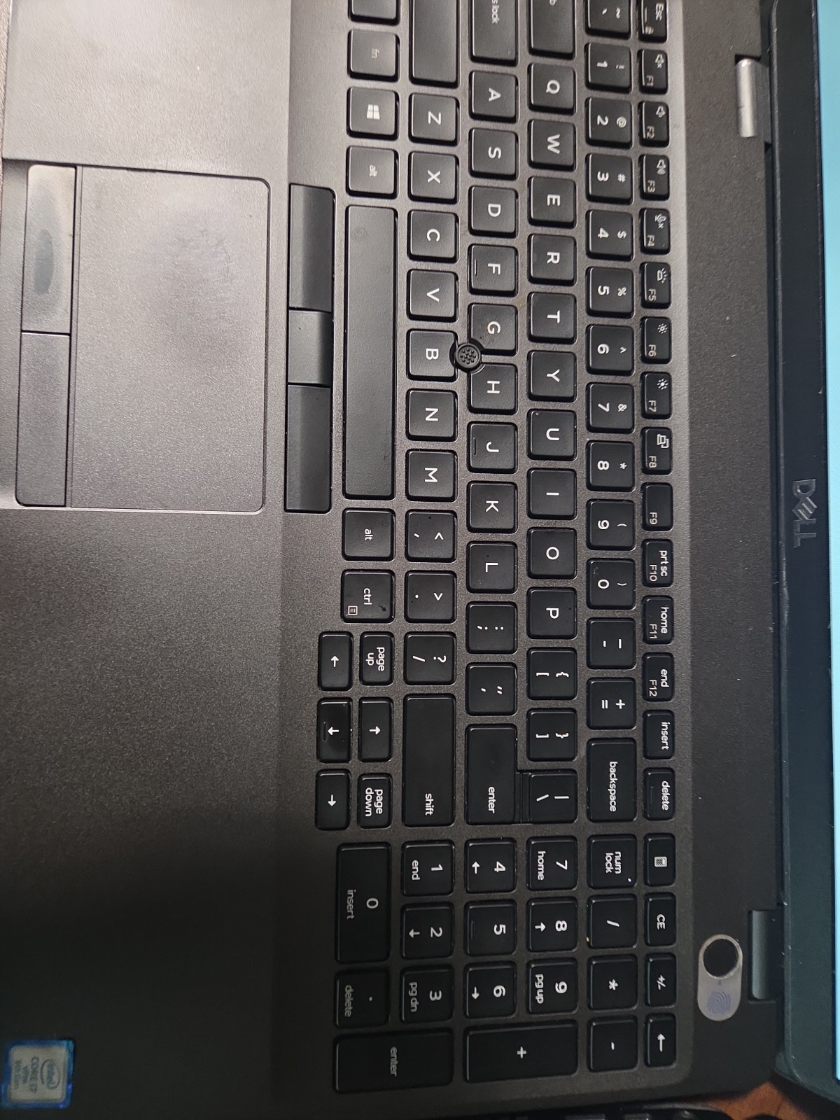 Dell Latitude 5501 15.6″ FullHD i7-9850h 8GB, No Hd. Lot X2
