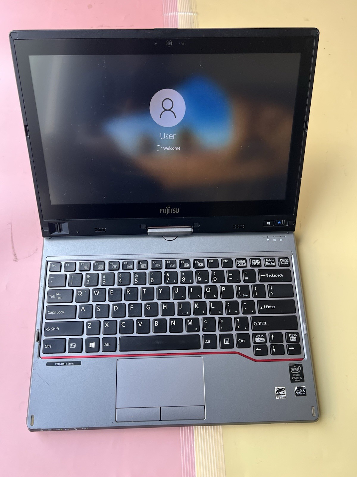 FUJITSU LIFEBOOK T725 (2 IN 1) Core i5-5300U 8GB 128GB SSD HDMI TOUCH BLUETOOOTH