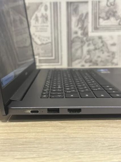 Honor MagicBook X 15 16GB RAM 512GB SSD Space Gray Notebook