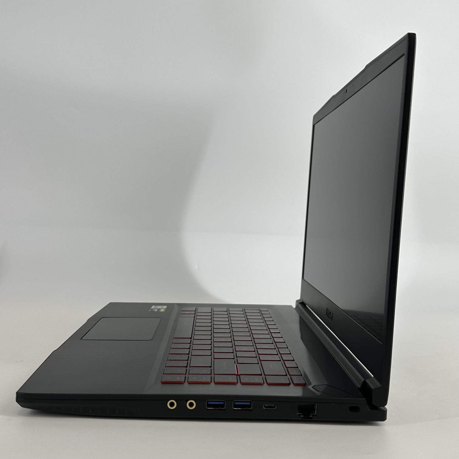 MSI Thin GF63 15.6 FHD i5-10500H 2.50GHz 16GB 1TB SSD GTX 1650 Max-Q FRAME SPLIT