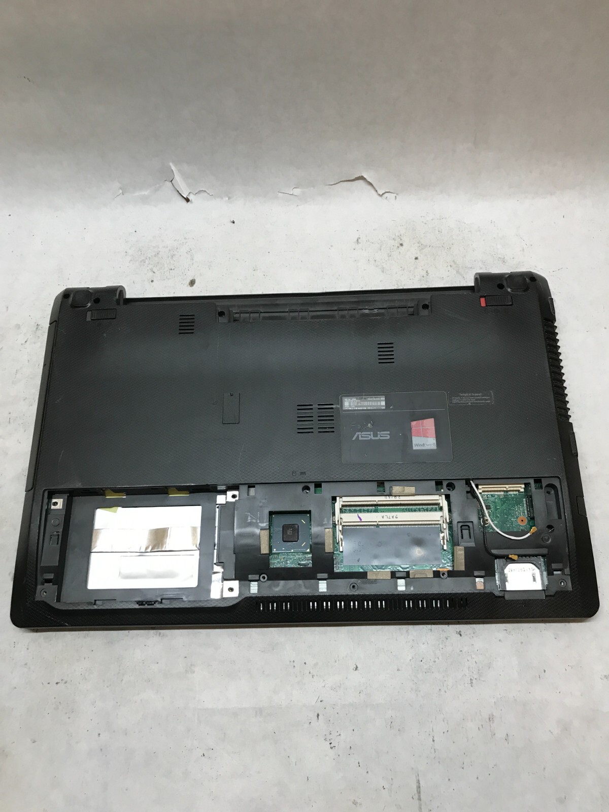 Asus A55A 15″ Laptop A55A-TH51 Intel i5-3210M NO RAM NO HDD/OS Power Dead – -DW
