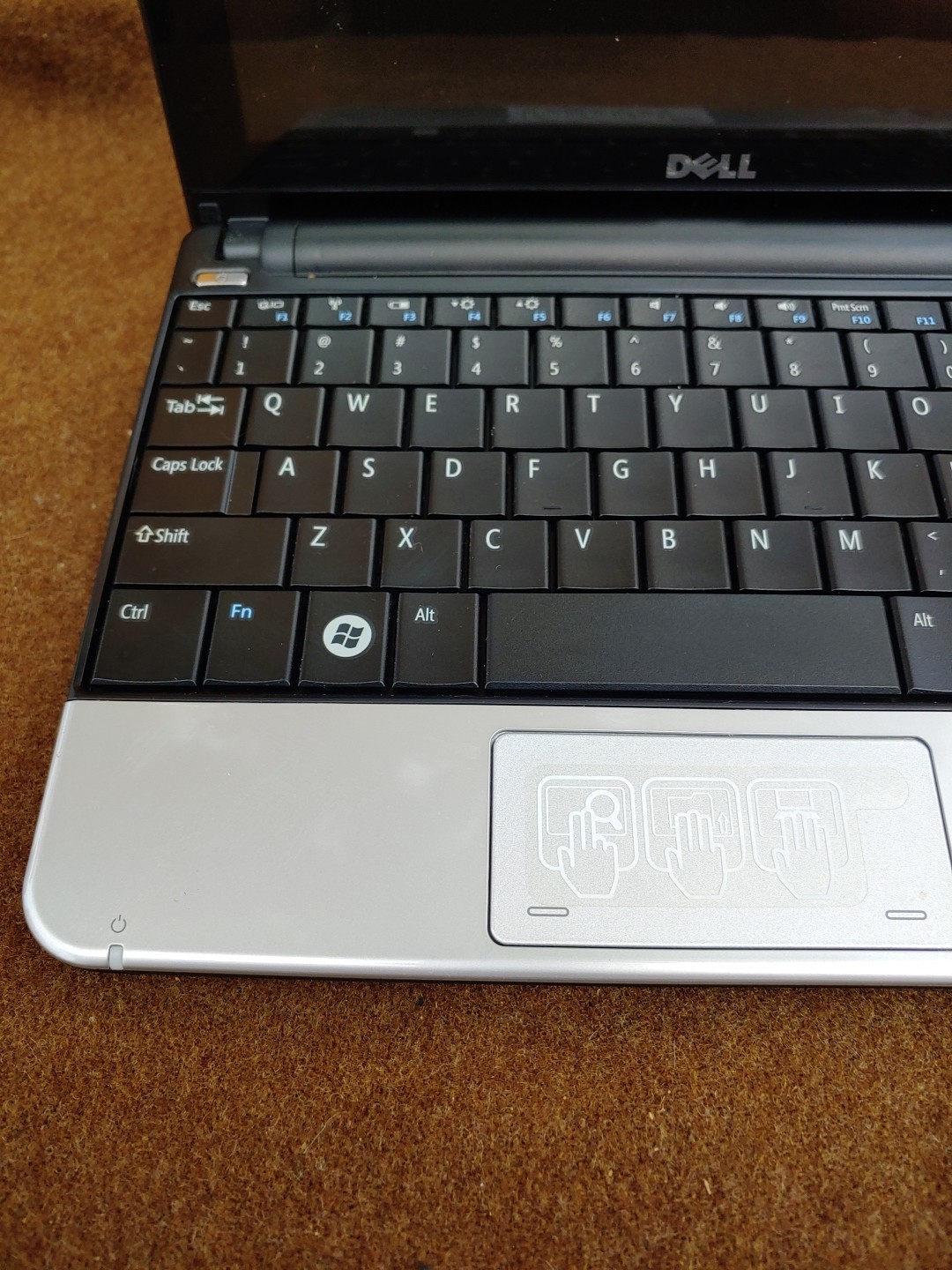 Dell Inspiron Mini 10 PP19S Netbook Atom Z520 1.33Ghz/1GB 10.1″ Laptop, Untested