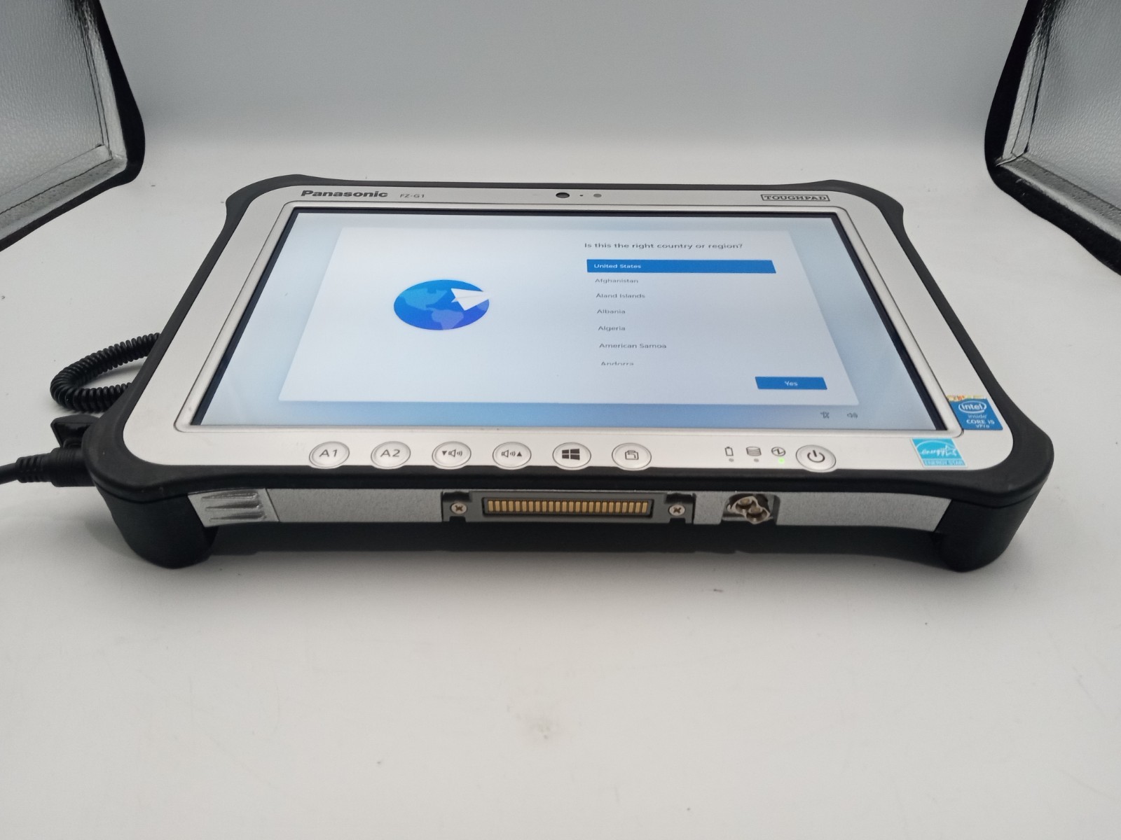 Panasonic Toughpad FZ-G1 10.1″ Tablet i5-4310U 8GB RAM 128GB SSD W11 – READ -RR