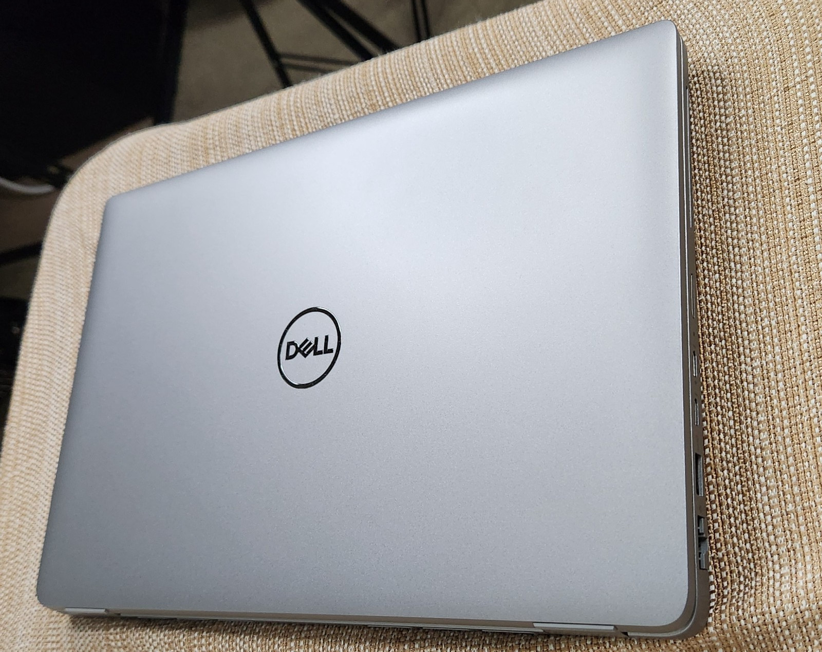 Dell Precision 3490 14″ 1080p Intel 165H RTX 500 32GB 512GB Win11 Used