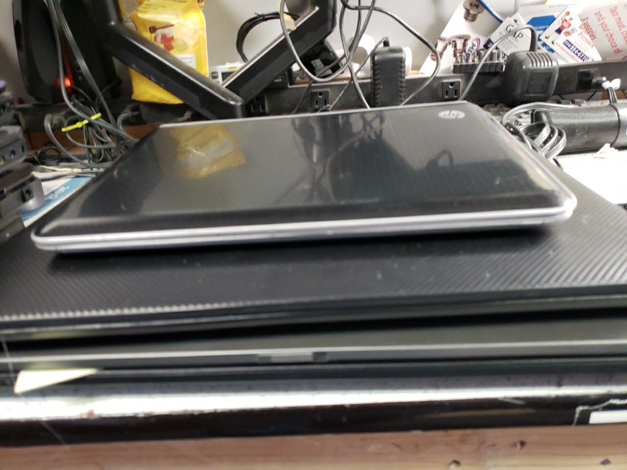 HP Pavilion DM1 AMD E-350 1600MHz 2 GB NO HDD/ POWER CORD FREE SHIP
