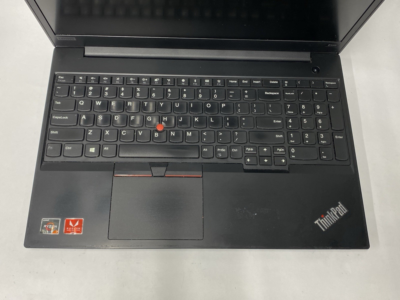 Lot of (3) Lenovo E595 – FHD – Ryzen 7 3700u – No RAM/SSD/OS – READ