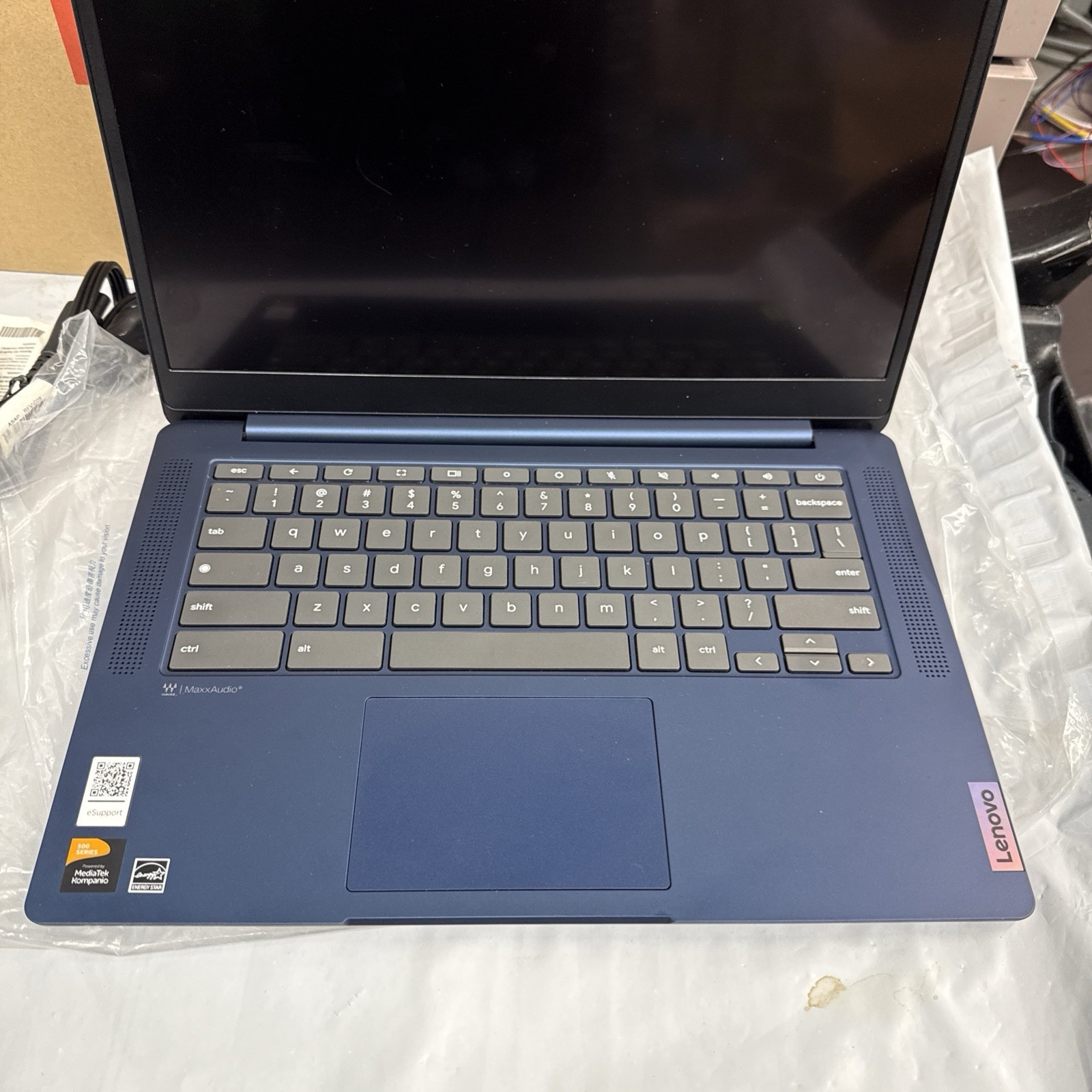 New Lenovo IP Slim 3 Chrome 14M868 14″ MT8186 2.05GHz 4GB RAM 64GB EMMC
