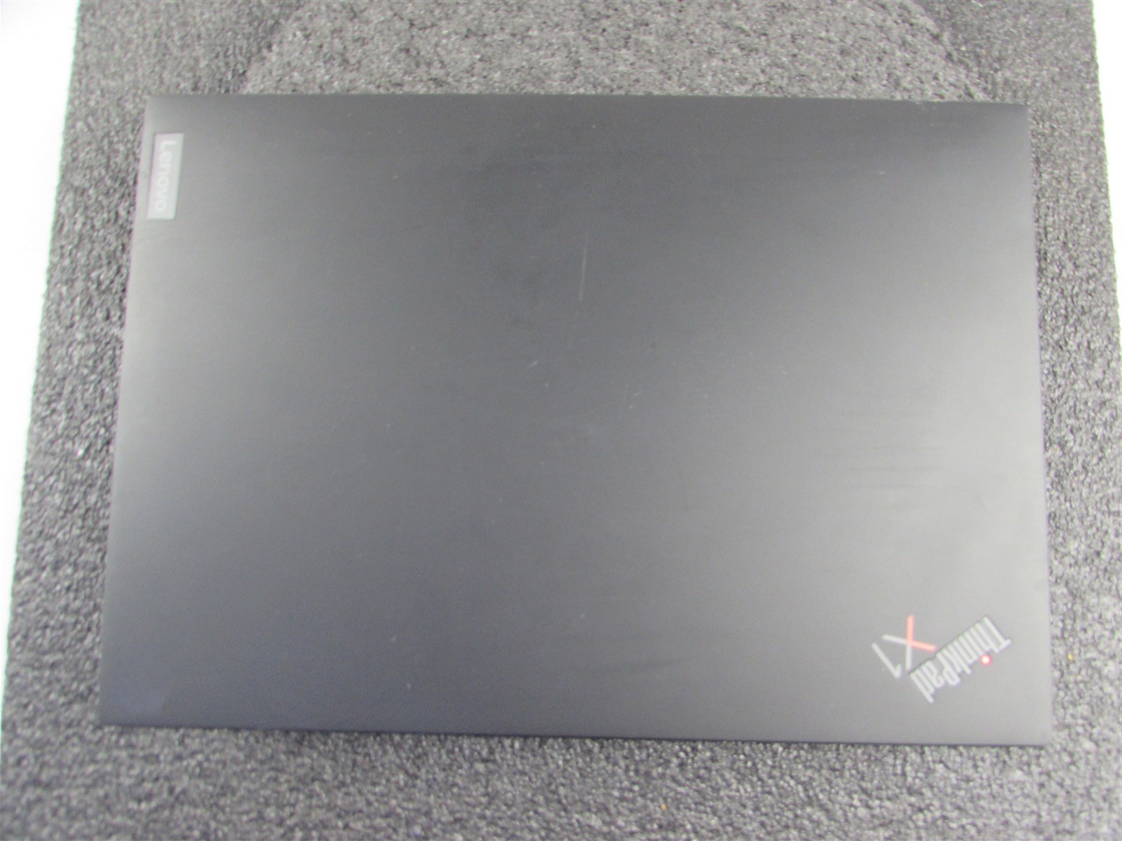 LENOVO THINKPAD X1 CARBON (9TH GEN) CORE I7-1185G7 512GB SSD 16GB RAM NO O.S