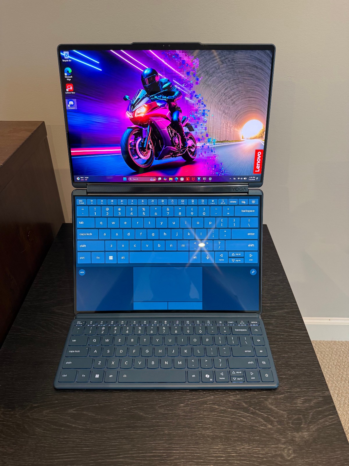 Lenovo Yoga Book 9i 14″ DUAL OLED 3K 16GB RAM Ultra 7 255H 1TB SSD Laptop D