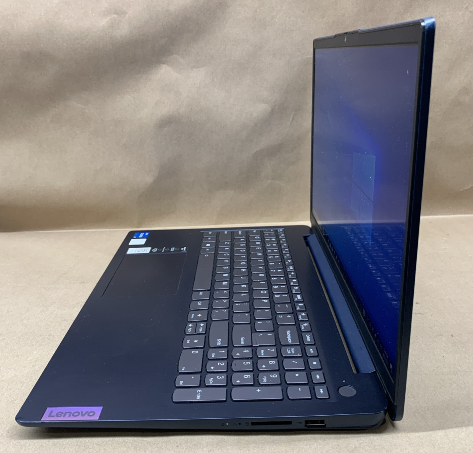 Lenovo IdeaPad 3-15ITL6, Intel Core i5-1135G7 @ 2.4GHz, 8GB RAM, 256GB SSD, W10P