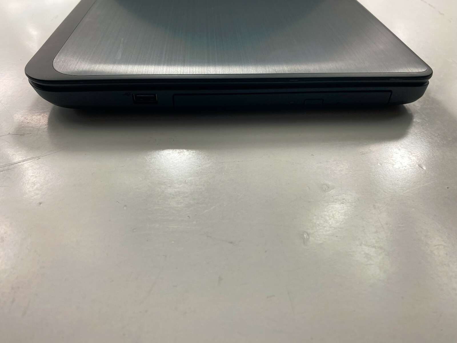 Dell Latitude 3440 i3-4010u 1.7GHz 4GB RAM 500G HDD Win10 Pro MR25-12