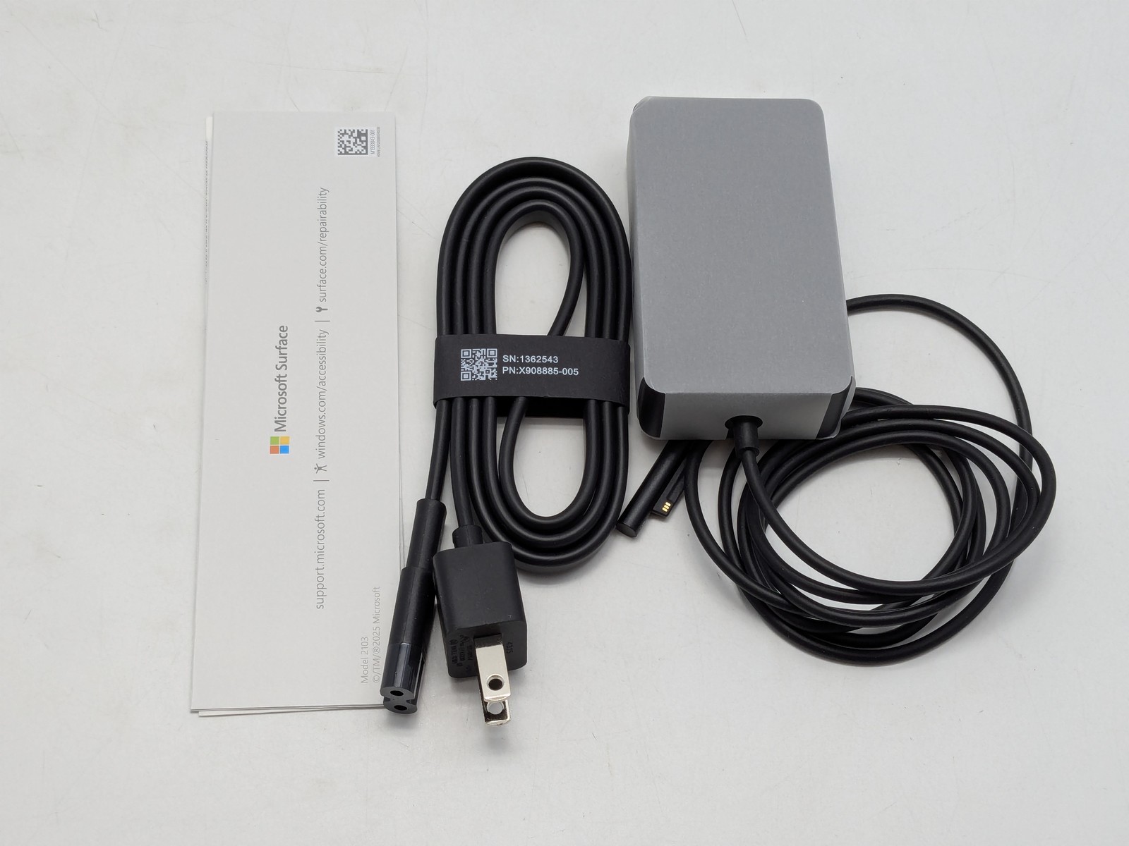 Microsoft Surface Pro 11 Business 13″ Ultra 7 268V 32GB DDR5 256GB SSD W11H
