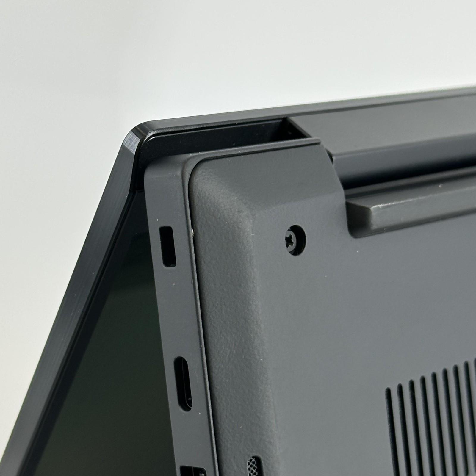 Lenovo ThinkPad P1 Gen 7 16 UHD+ TOUCH 1.4GHz Ultra 7 155H 32GB 1TB RTX 1000 Ada