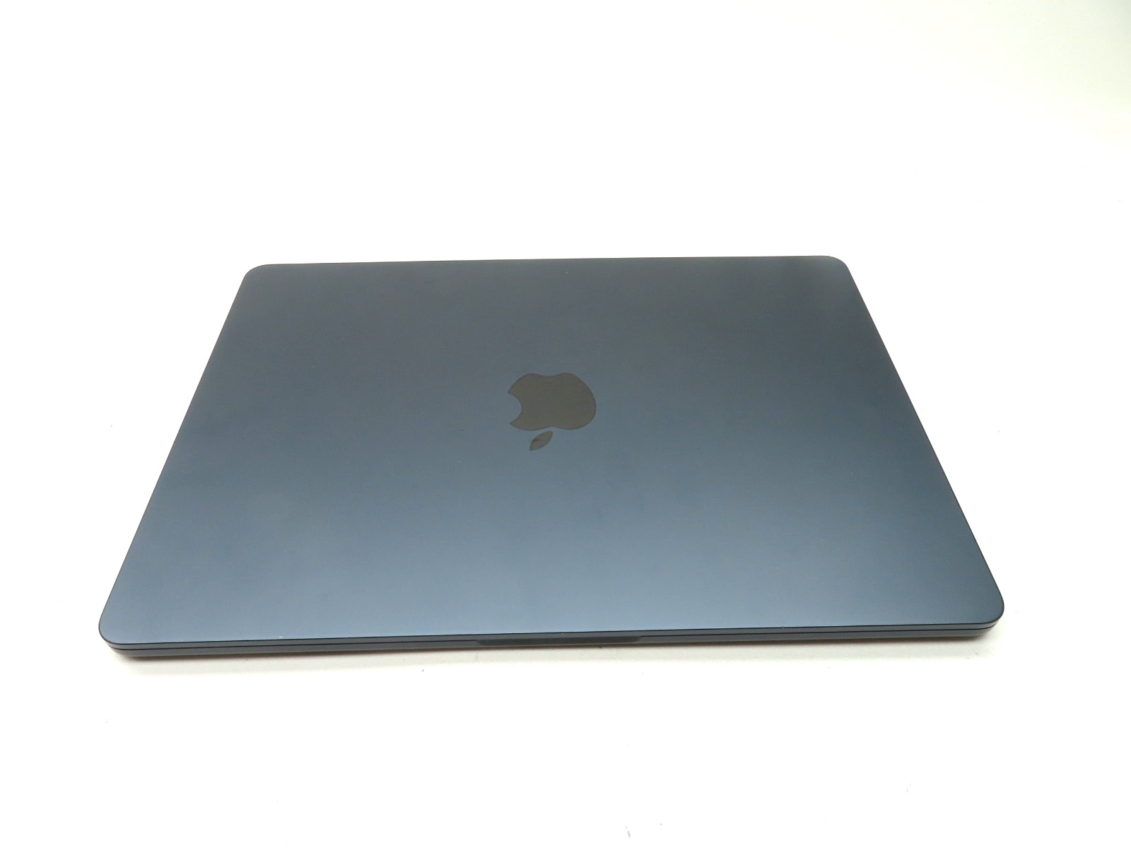 Apple MacBook Air A3240 2025 13″ M4 8-Core GPU 16GB RAM 256GB SSD