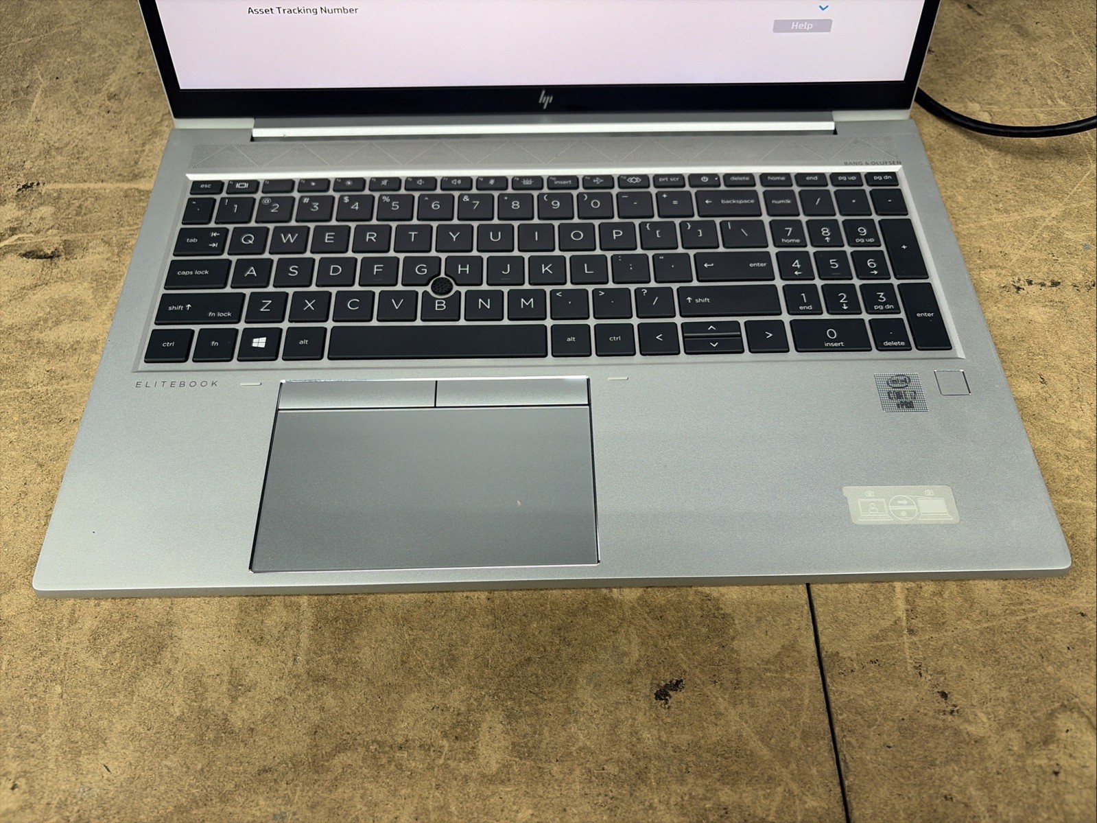 HP EliteBook 850 G7 15.6″ UHD i7-10610U 8GB RAM 256GB SSD No OS