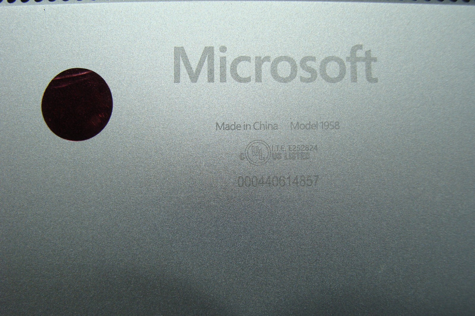 Microsoft Surface Laptop 4 1958 13.5″ TOUCH AMD Ryzen 5 4680U 2.2Ghz 8Gb 256GB