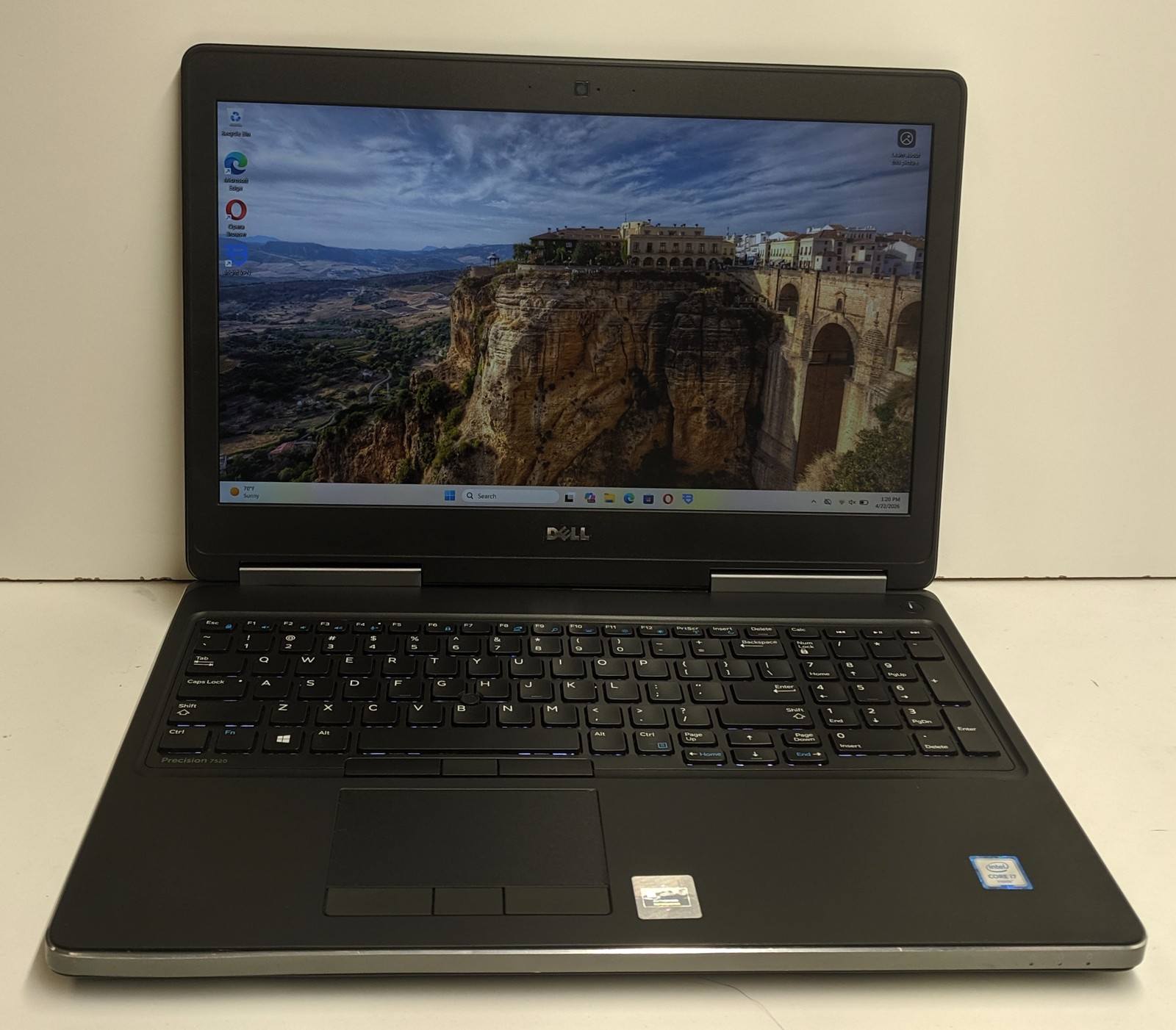 Dell Precision 7520, i7-7820HQ, 32GB, 1TB, HD Graphics 530