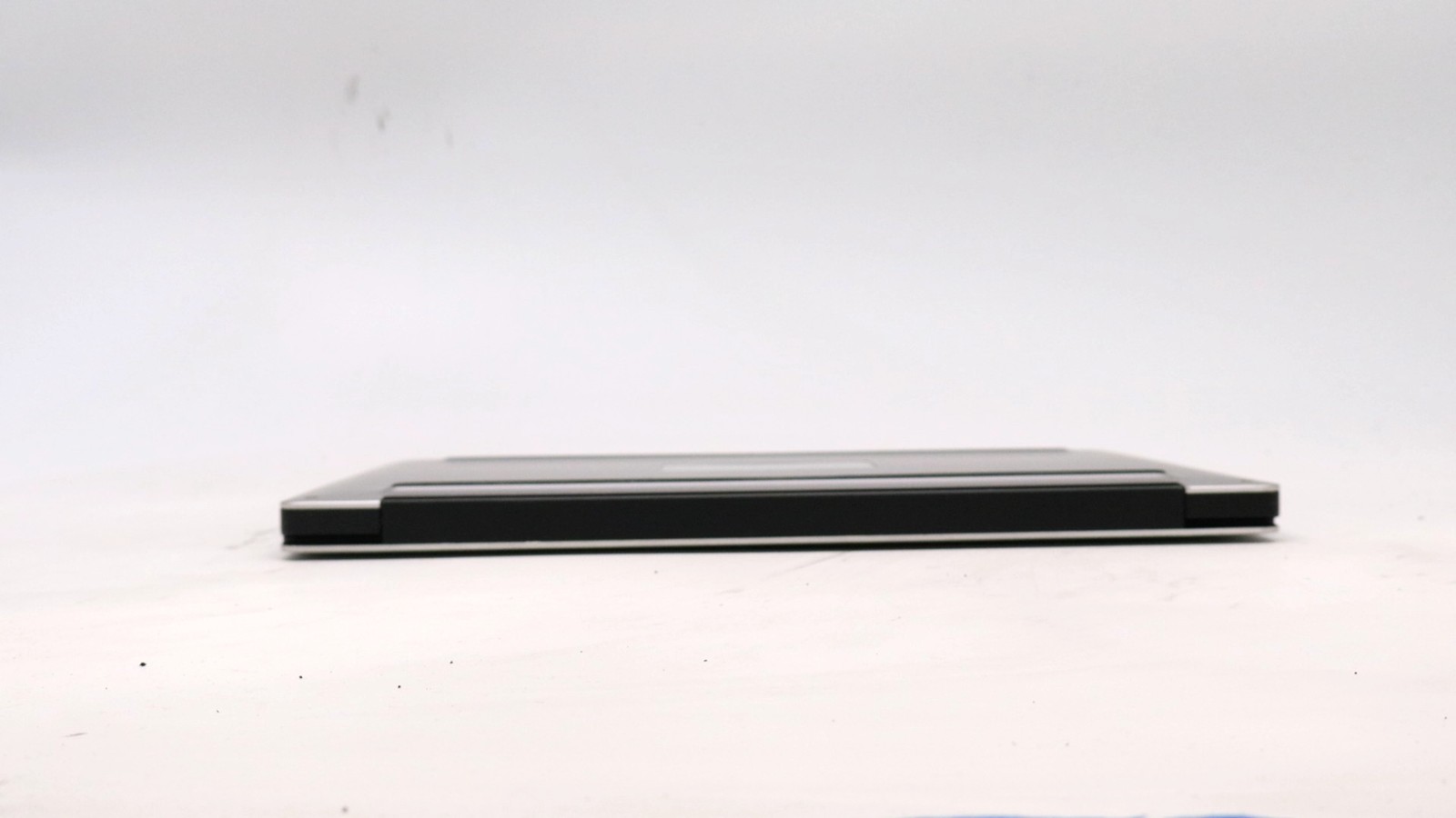 Dell XPS 13 9350 13″ i5-6200u 8GB 128GB – Excellent
