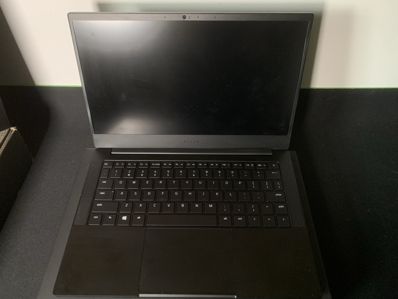 Razer Blade Stealth 13 Late 2019 (no screen, works as desktop, read desc)