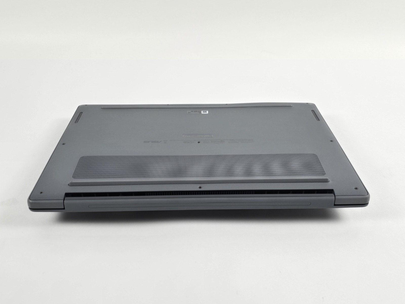 ASUS Zenbook A14 UX3407 14″ FHD+ OLED Snapdragon X 32GB 1TB SSD – Good