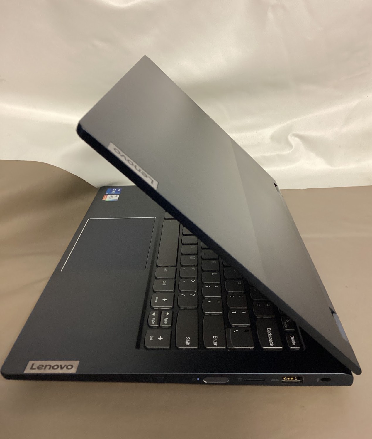 Lenovo ThinkBook 14s Yoga 2-in 1, 14″ FHD IPS Touch Screen, Core i7-1165G7, used