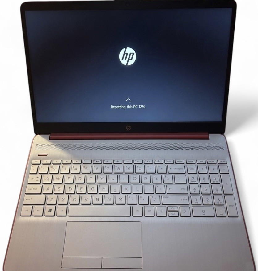 HP 15-DW0081WM 15.6 in 500 GB Intel Pentium 2.70 GHz 4GB Laptop – Red – 1A406UA