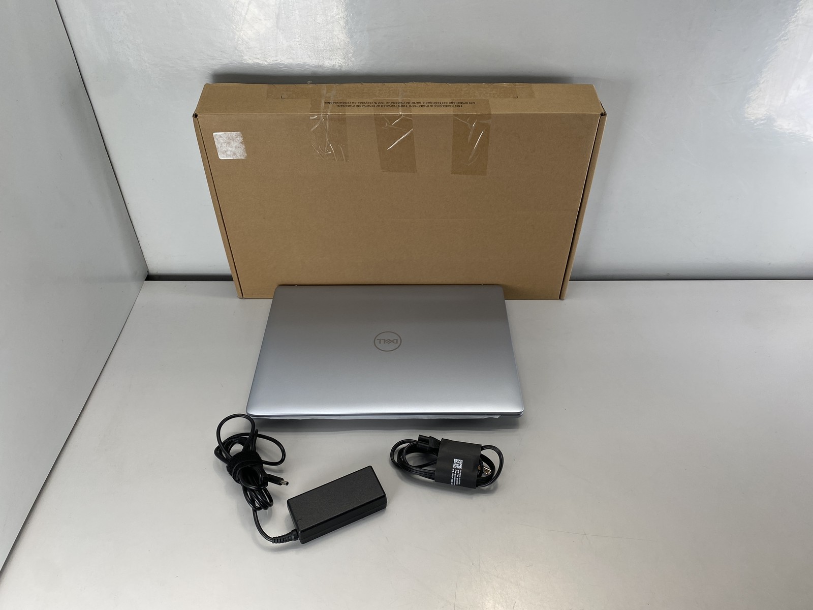 Dell Laptop Inspiron 16 5640 16″ Intel Core 7 150U 2TB- Ice Blue