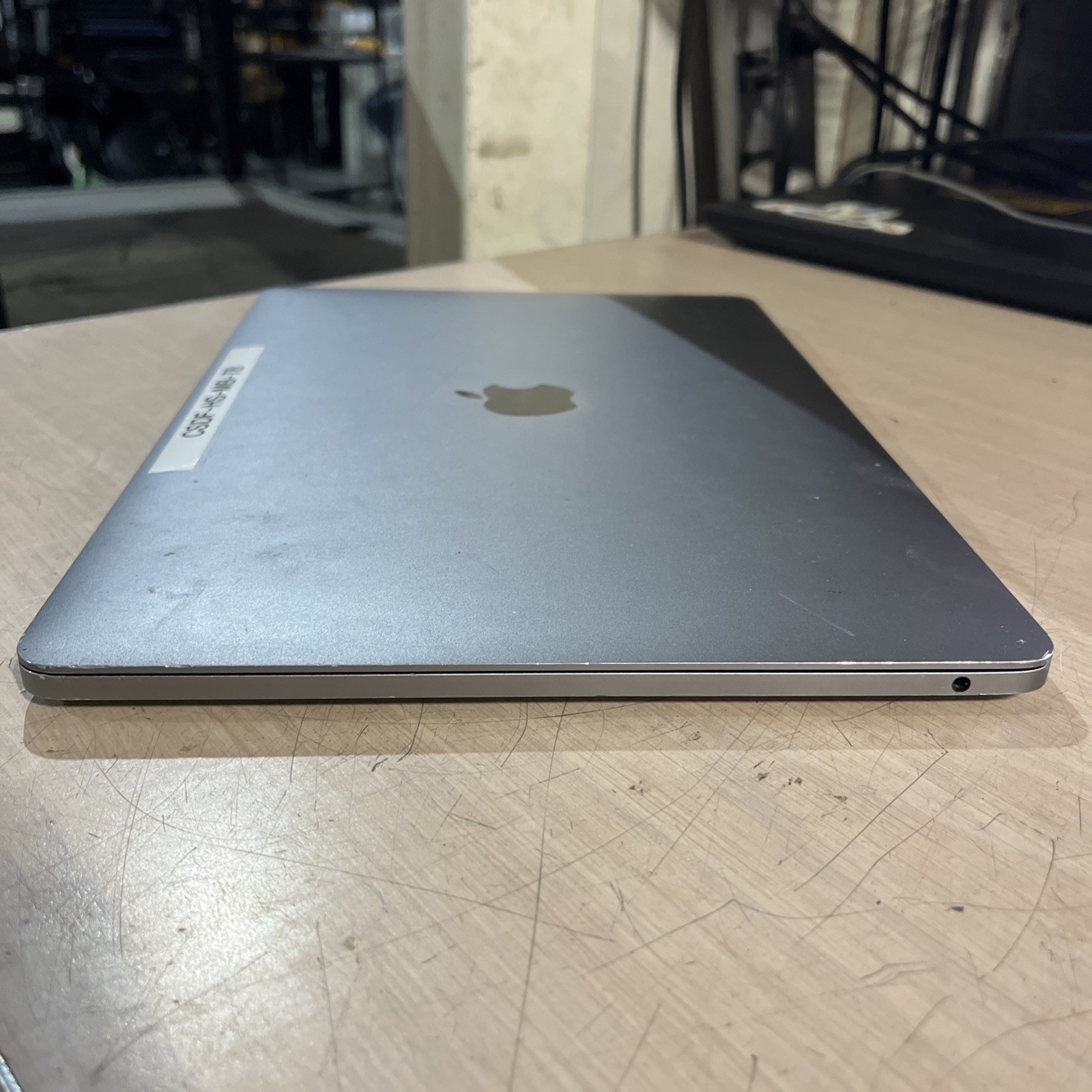 APPLE MACBOOK PRO 13″ MID-2017 CORE I5-7360U 2.3GHZ 8GB RAM NO HD